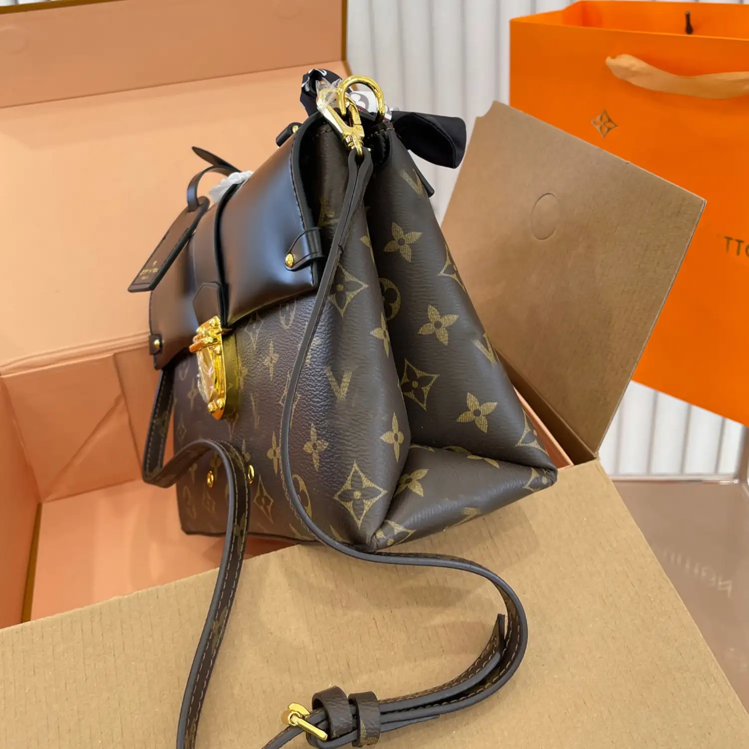 Shoulder bag Women Bag hand bag Low key luxury