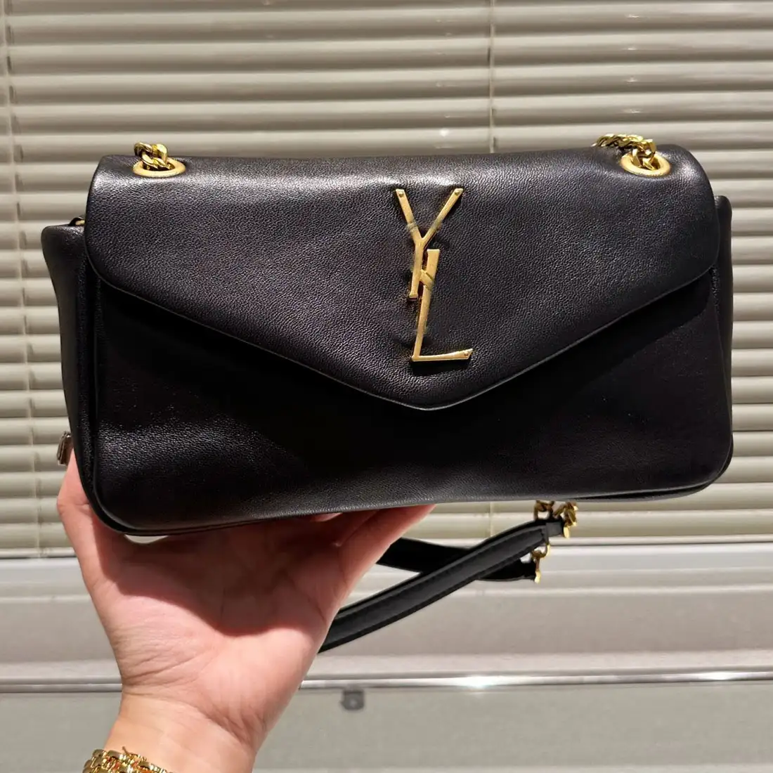 Saint Laurent genuine leather handbag